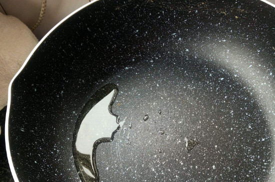 新买的炒锅第一次怎么处理