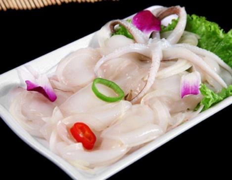 發黑的魷魚是不是不新鮮？活魷魚怎么保鮮？