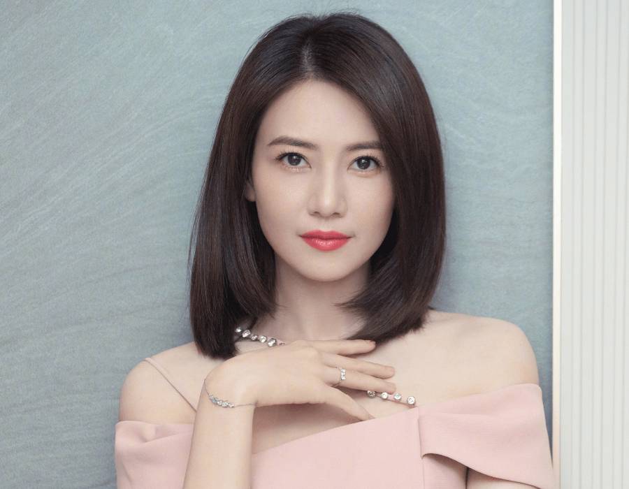 脸瘦的人适合什么发型 瘦脸发型