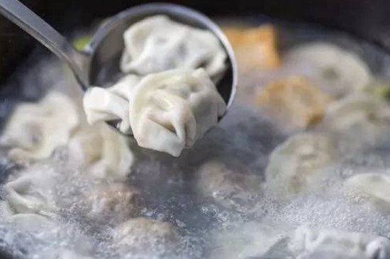 生肉饺子煮几分钟才熟
