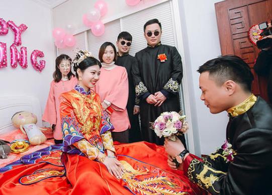 結(jié)婚為什么不能半路下車？為什么結(jié)婚被綁在電線桿上？