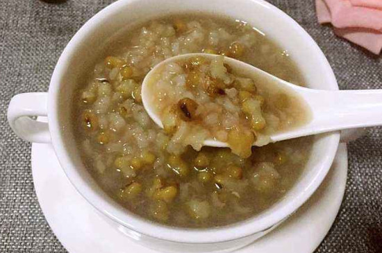 綠豆湯和蜂蜜能一起喝嗎有什么功效