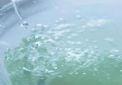 香水能掩盖狐臭吗 怎么用白醋去狐臭