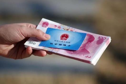 个人医保账户里的钱怎么用？个人如何购买医疗社保？