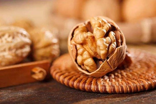 大核桃壳的功效与作用