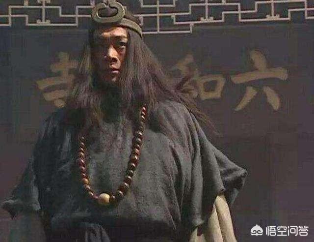 很多人都說武松梁山刀法第一，武松和林沖比武，誰更勝一籌？