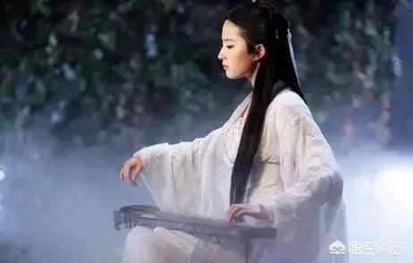 如何以“傾城佳麗”四個字作一首藏頭詩？