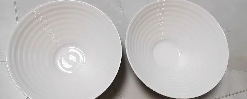 瓷碗可以放热水里煮吗