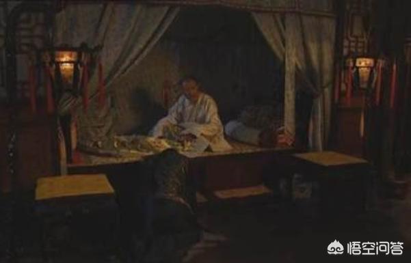 《雍正王朝》雍正继位初期，十阿哥朝堂之上丑态百出，雍正帝为何要忍？