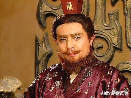 相比曹丕220年称帝,刘备221年称帝,为何孙权整整迟到了8年?