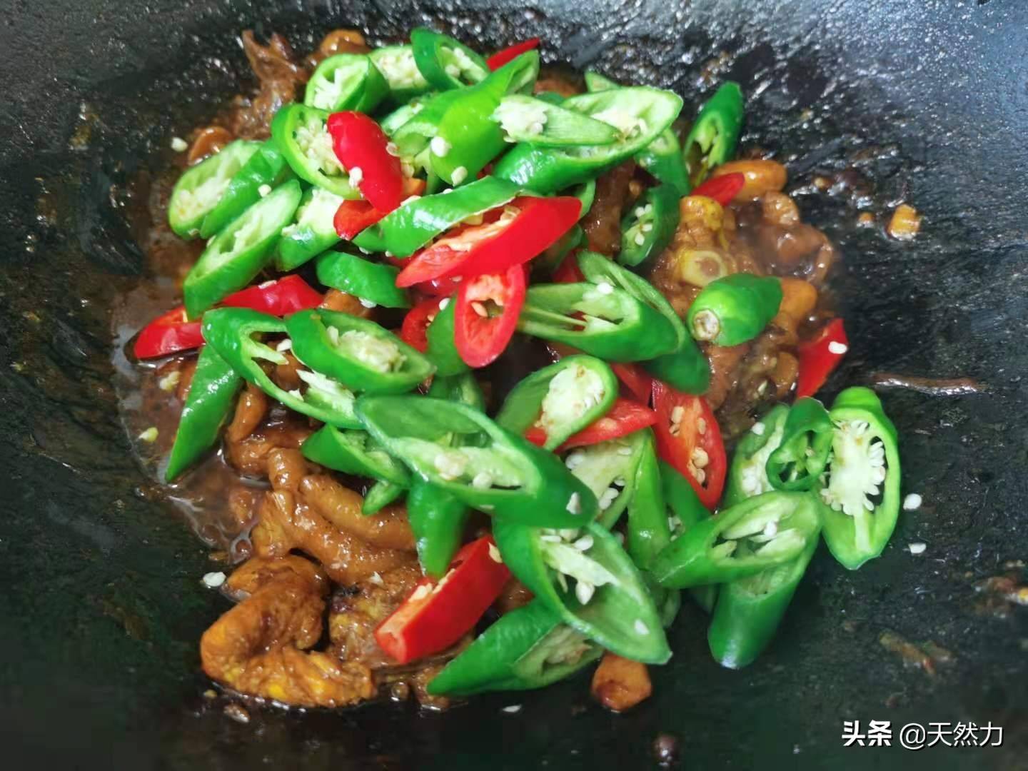 炒鸡简单又好吃的正确做法 炒鸡的做法大全