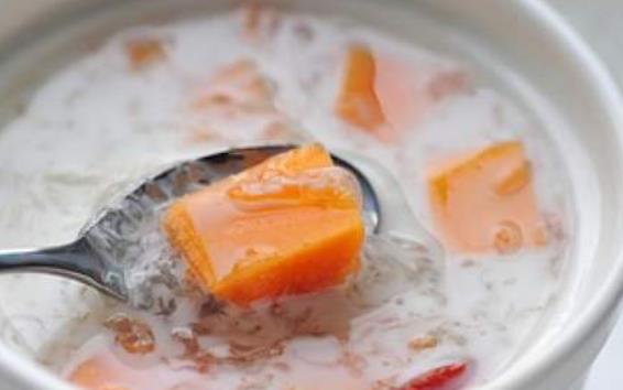 盘点产后食补丰胸良方 之前还饱满的乳房开始下垂