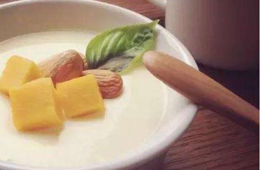 盘点产后食补丰胸良方 之前还饱满的乳房开始下垂