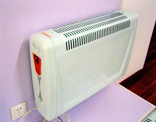 電暖器發(fā)出響聲是怎么回事？電暖器會把人烤黑嗎？