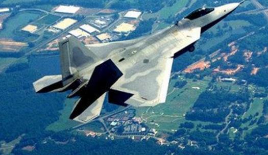 美国F-22猛禽进入服役的第五代战斗机 世界上最先进的战斗机