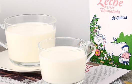 生牛乳和鲜牛奶的区别 生牛乳是什么意思