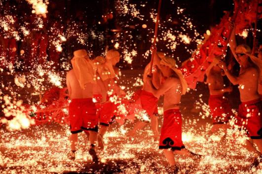 农历新年节日起源及传统民俗 春节是几月几日