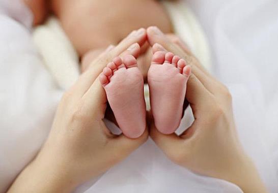 婴儿湿疹能用芦荟胶吗？婴儿湿疹为什么会渗出黄液？