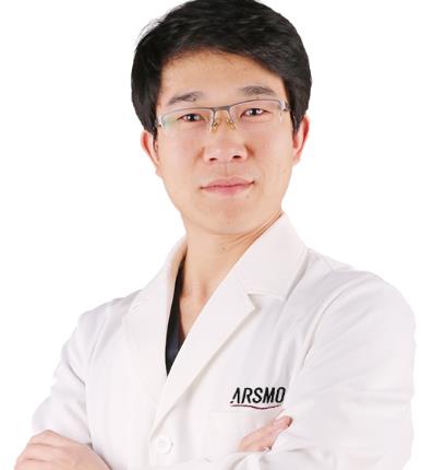 做双眼皮好吗 青岛华韩整形美容医院武伟亮医生怎么样