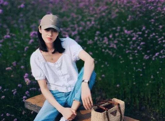 脖子短的人適合穿泡泡袖嗎？泡泡袖v領(lǐng)顯肩寬嗎？
