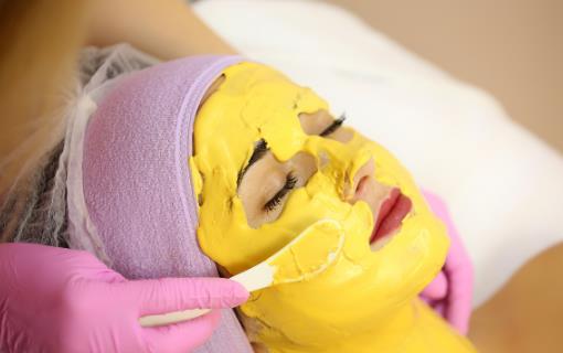护理油性肌肤有妙招 脸部经常出油的人更不健康