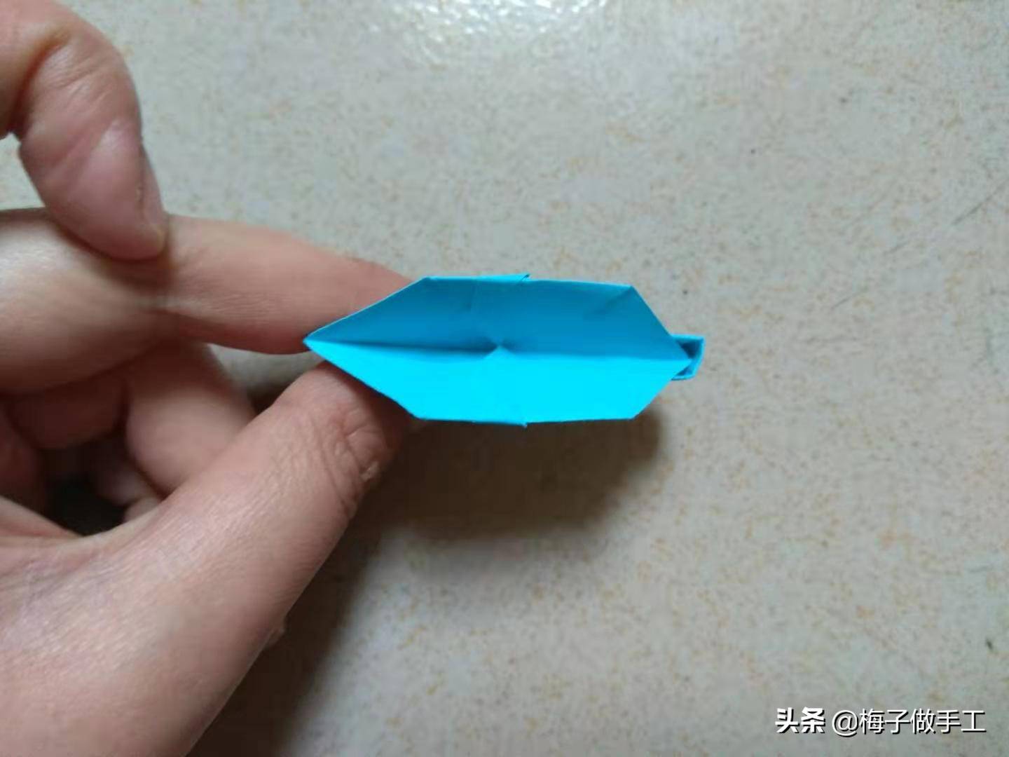 用一张纸折简单花篮 花篮的折法