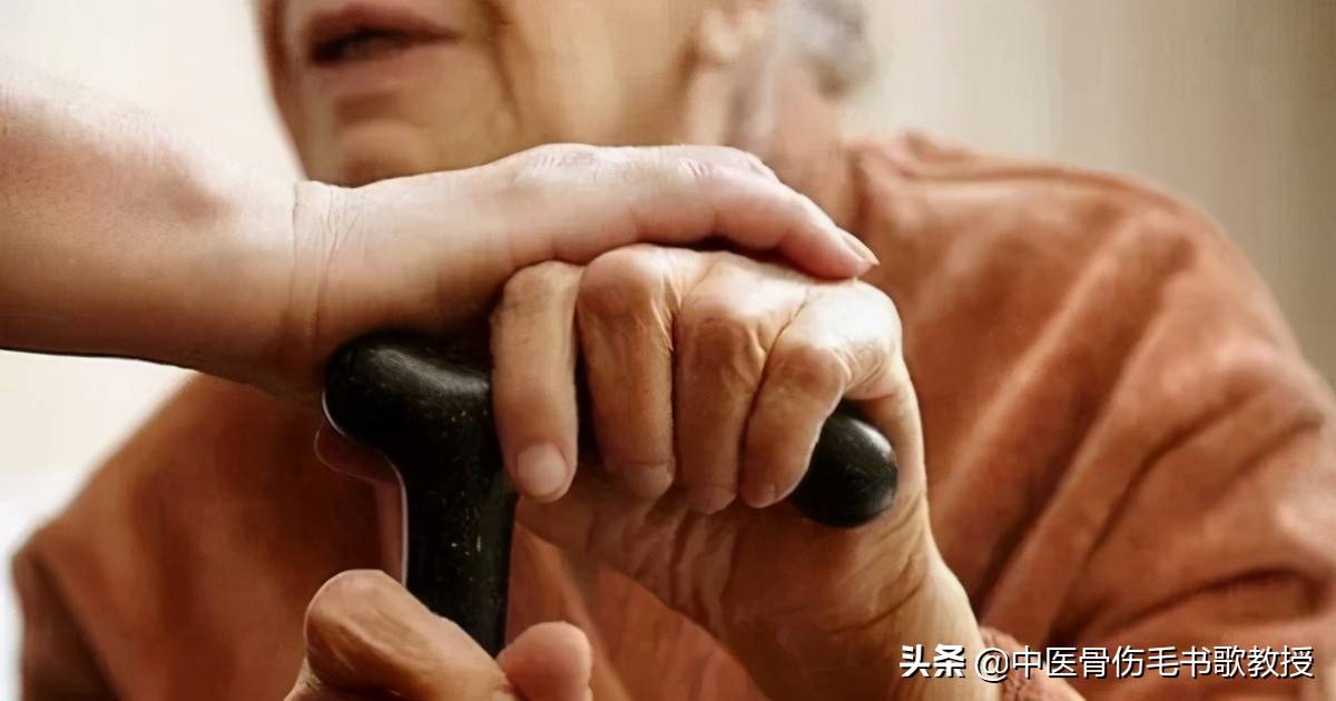 肩周炎是哪个部位痛图 肩周炎怎么办