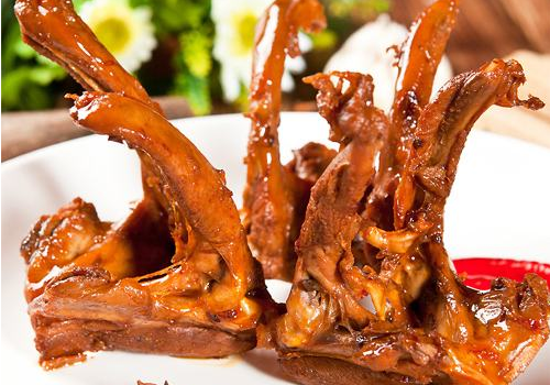 鸭锁骨吃多了有什么危害 热量高吗是多少