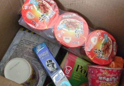 方便面牛肉粒怎么做的 知道真相眼泪留下来