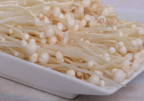 吃金针菇会中毒吗 中毒后怎样缓解