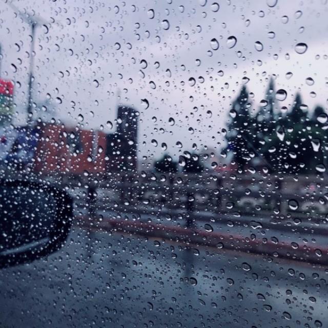 为什么感觉湿度大蒸发弱？