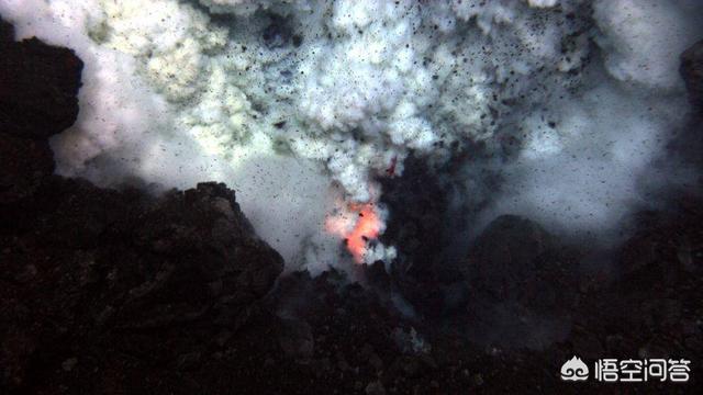 能快速把附近海域加热到100°,海底火山爆发到底有多危险?