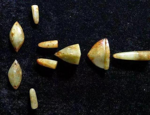 古代人死后会马上将肛门堵住,现代人还这样做吗?为什么?