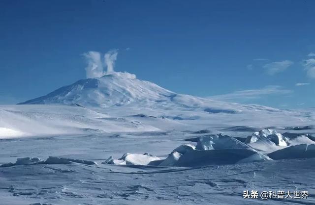 南极冰层下发现91座火山？