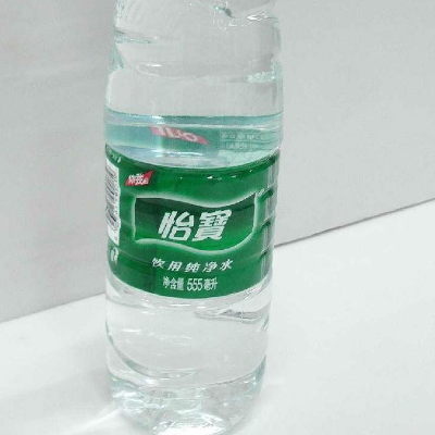 晒过的矿泉水能喝吗 为什么会变味