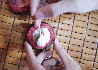 山竹怎么剥皮图解 怎么吃有什么功效