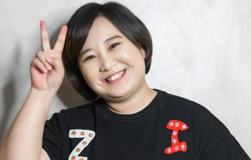 甜甜的酒窝可以后天形成哦 想醉倒在酒窝里