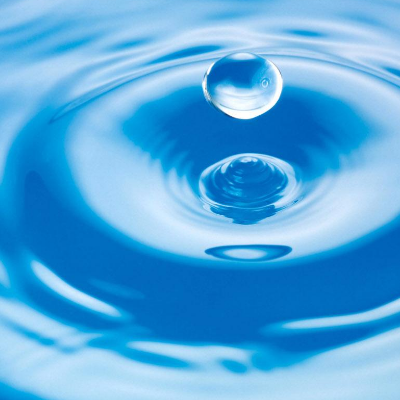 晒热的水可以喝吗 可以用来洗澡清洗衣服吗