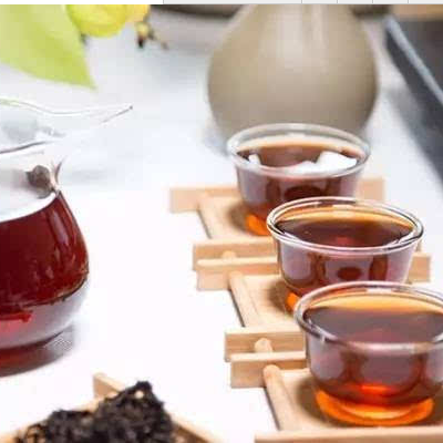 三伏天喝什么茶养生可以泡温泉吗
