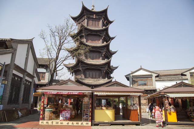 云南排名前十的旅游景点都有哪些?