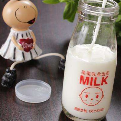 鲜牛奶什么时候喝比较好和纯牛奶的区别
