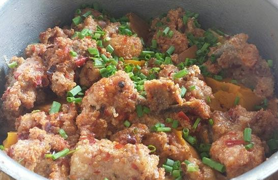 粉蒸肉怎么做才不干 要蒸四十五分钟以上