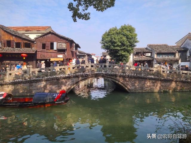 现在哪里的旅游景区有免费或者优惠政策？推荐去吗？