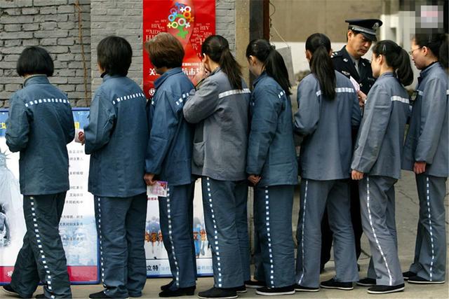 为什么不把监狱建在荒漠，让服刑人员栽树、搞绿化？