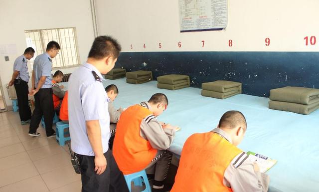 为什么不把监狱建在荒漠，让服刑人员栽树、搞绿化？