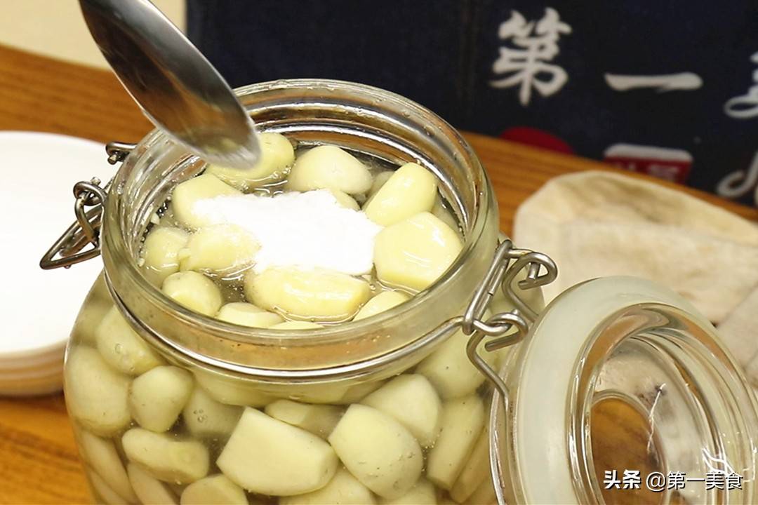 腌制腊八蒜怎么腌法 怎样腌腊八蒜