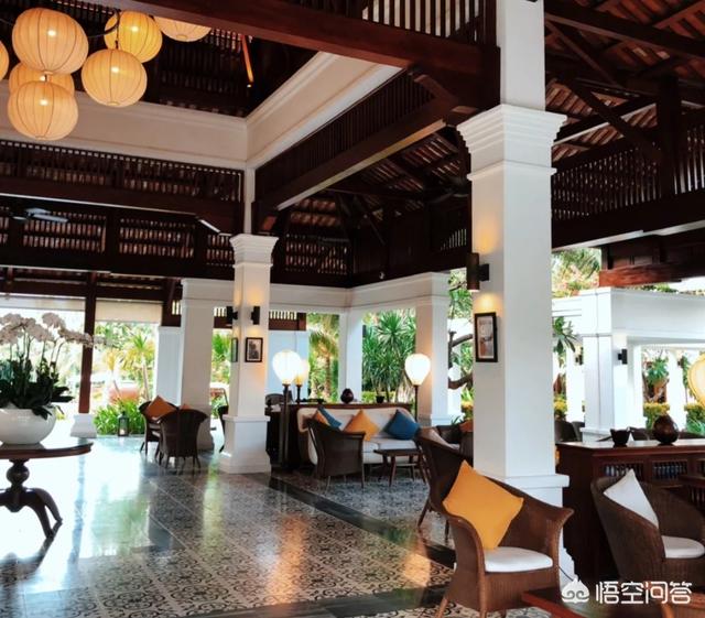 去芽庄旅游，有什么性价比高的酒店推荐一下？