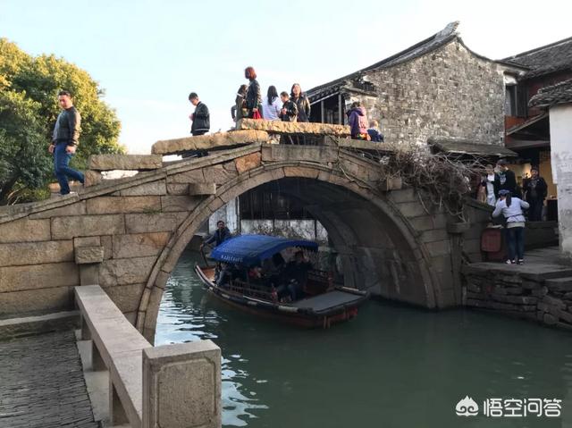 周庄古镇好玩吗？