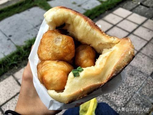 有哪些在自己家乡很正常但在外地人眼里是黑暗料理的美食？