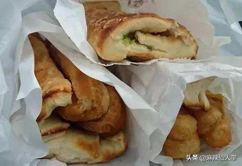 有哪些在自己家乡很正常但在外地人眼里是黑暗料理的美食？